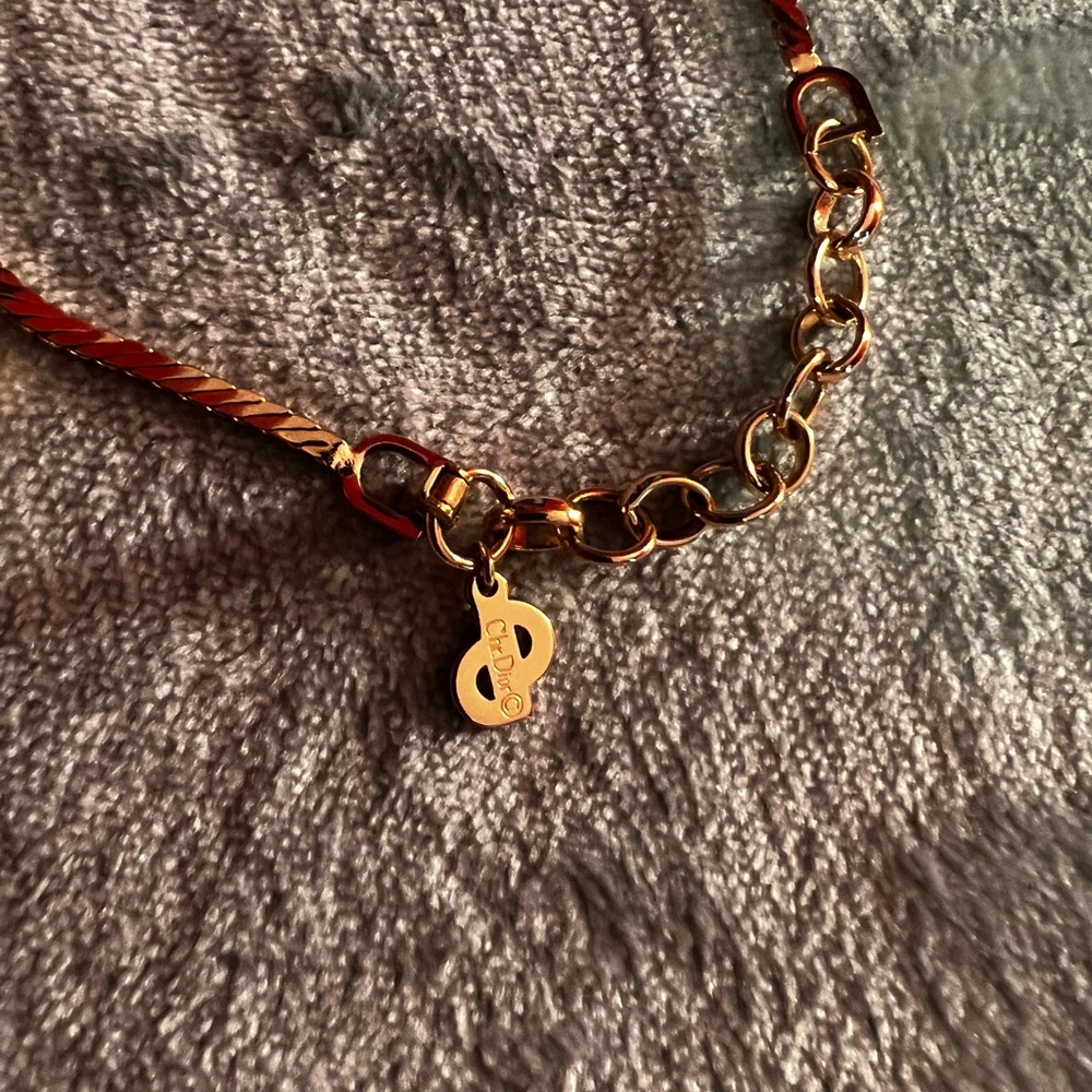 Christian Dior Elegant Gold and Purple Pendant necklace like new - Picture 7 of 8